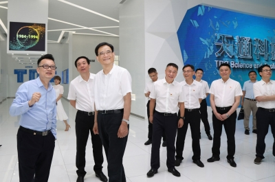 2020年6月16日时任浙江省委常委、统战部部长熊建平莅临3868la银河总站